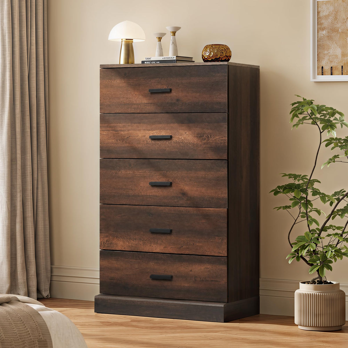 Brown 5 Drawer Dresser V7631