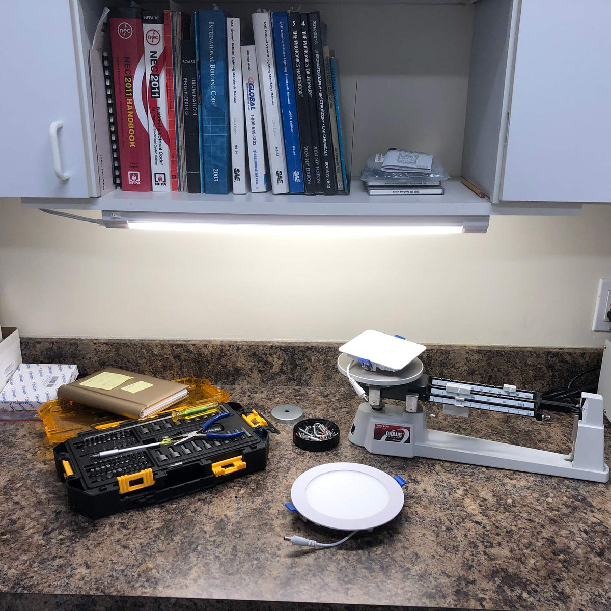 24 in. LED Under Cabinet Light, 1200 Lumens Warm White 3000K X504